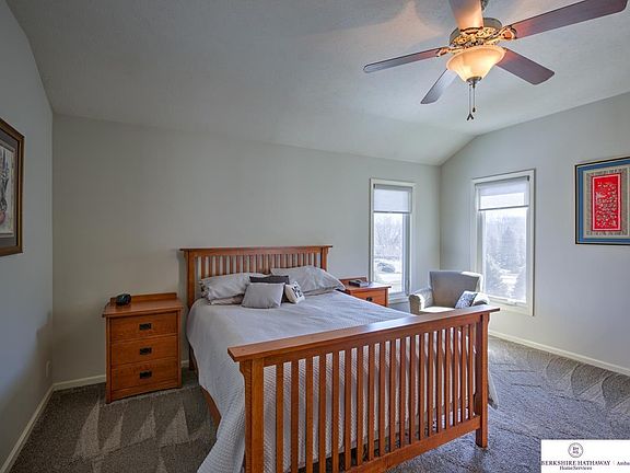 5th image of 9910 Emiline St