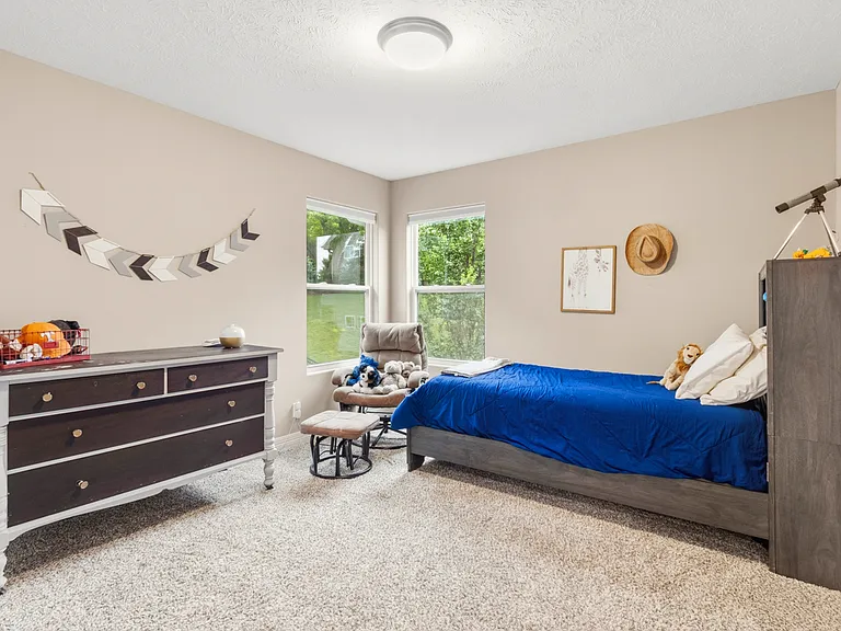 19506 Shadow Ridge Dr — Photo 30