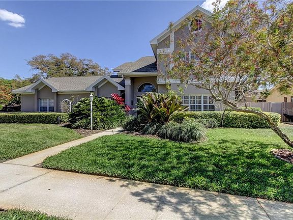 3rd image of 12912 Hickorywood Ln