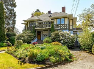 1393 Rockland Ave, Victoria, BC V8S1V7