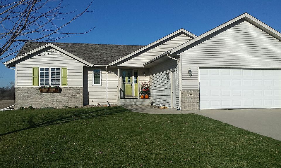 Fall front of house