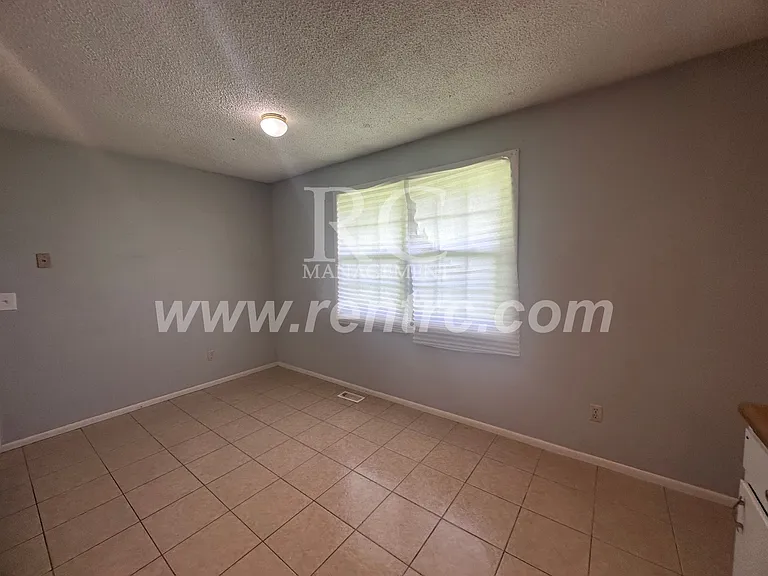 917 Timberline Dr — Photo 7
