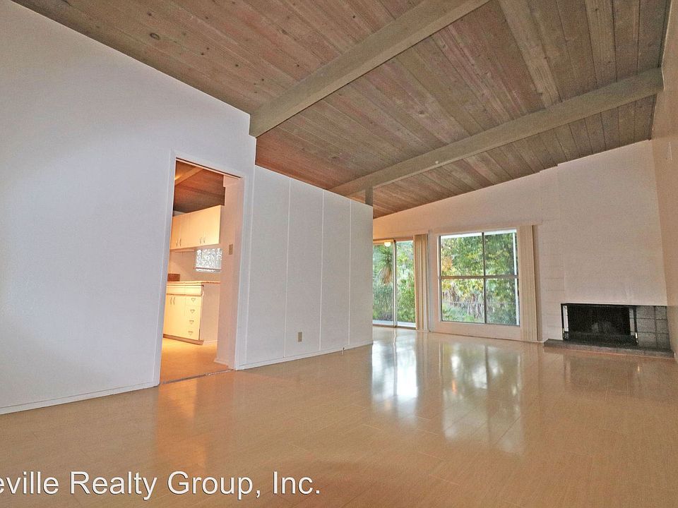 1st image of 5567 Baja Dr