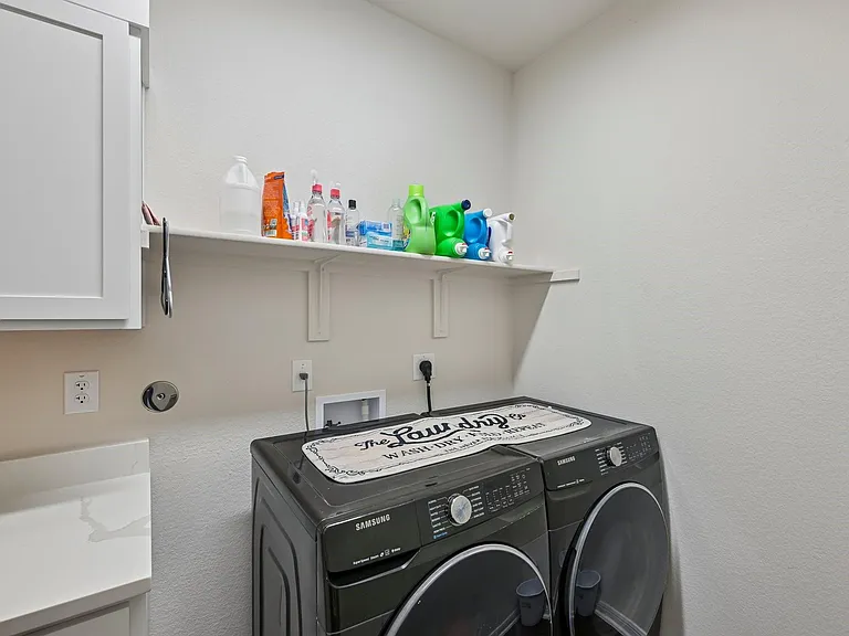 716 Killam Dr — Photo 21