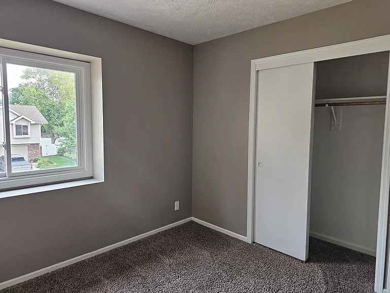 15057 Emmet St — Photo 30