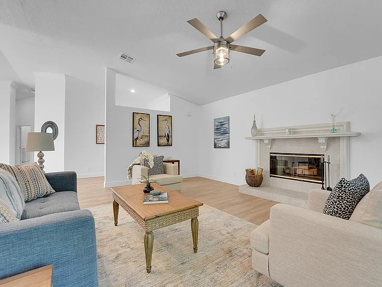 7305 Marsh Ter — Photo 5