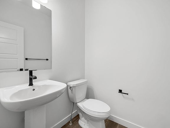 3rd image of 1850 187th St NW