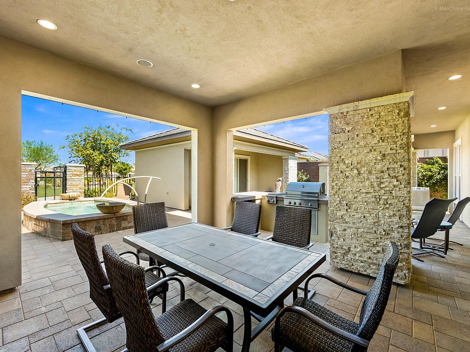 1st image of 82724 Woodcreek Ct