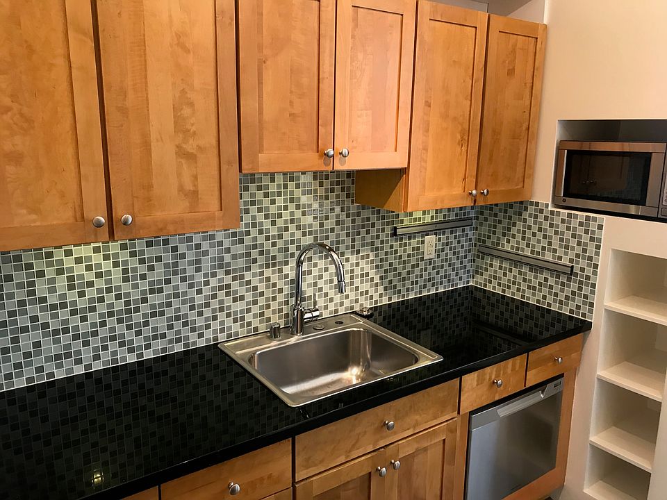 1st image of 800 Bush St APT 501
