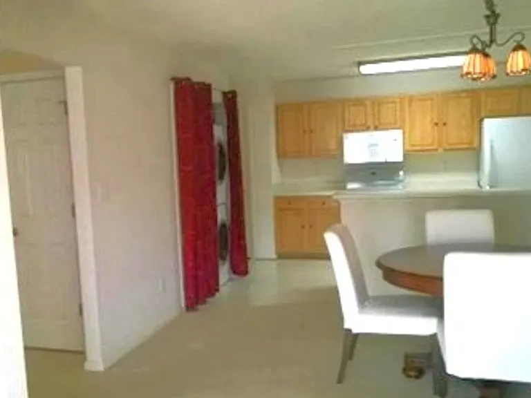 1904 Westgate Cir — Photo 6