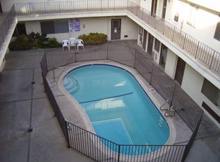 1400 S Robertson Blvd, Los Angeles, CA 90035