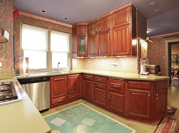 5th image of 3920 N Lake Shore Dr APT 4S