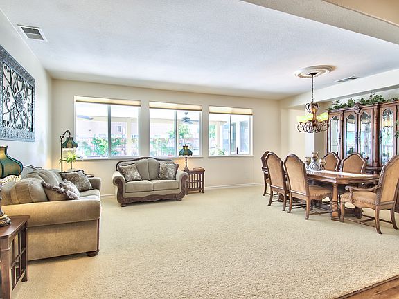 5th image of 37980 Barrenda Cir