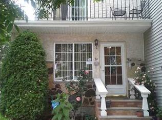 54 Studio Ln, Staten Island, NY 10304