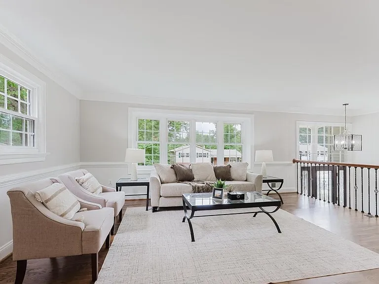 5034 Portsmouth Rd — Photo 2