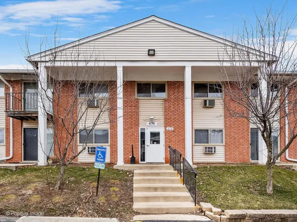 670 Marilyn Ave, Glendale Heights, IL