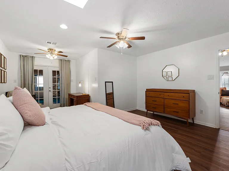 2907 Broadmoor Dr — Photo 7