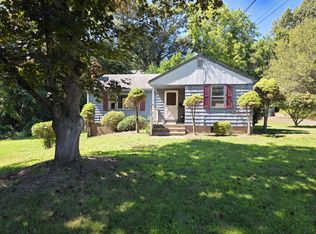 62 Sycamore St, Glastonbury, CT 06033