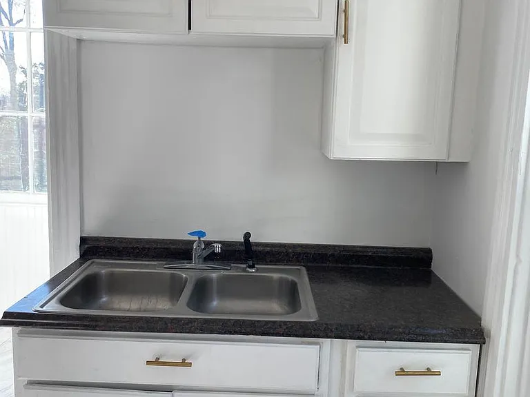 314 W Lemon St — Photo 10
