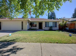 1066 Mirror Lake Dr, Merced, CA 95340