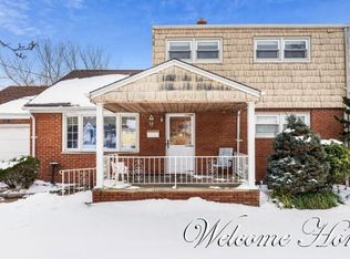 23 Maplewood Ave, Colonia, NJ
