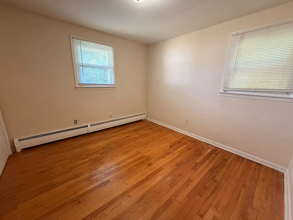 2 bed, $1,695 — Photo 4