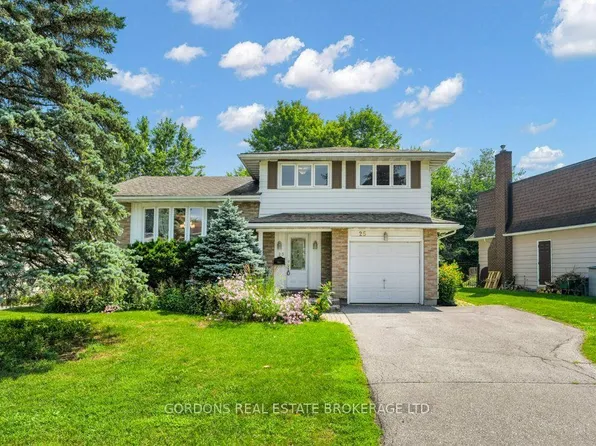 25 Eastpark Dr, Ottawa, ON K1B 3Z6