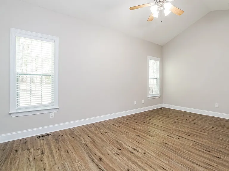 253 Keller Dr — Photo 10
