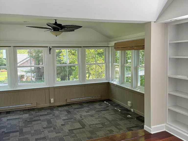 312 Ferry Rd — Photo 5
