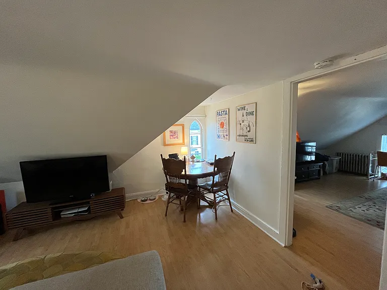 200 Washington Ave #3 — Photo 4