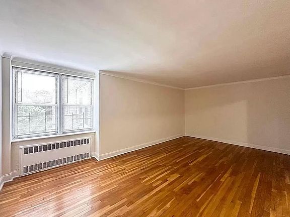4th image of 87-24 Midland Pkwy #5I