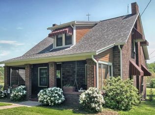 122 Keck Rd, Butler, PA 16002