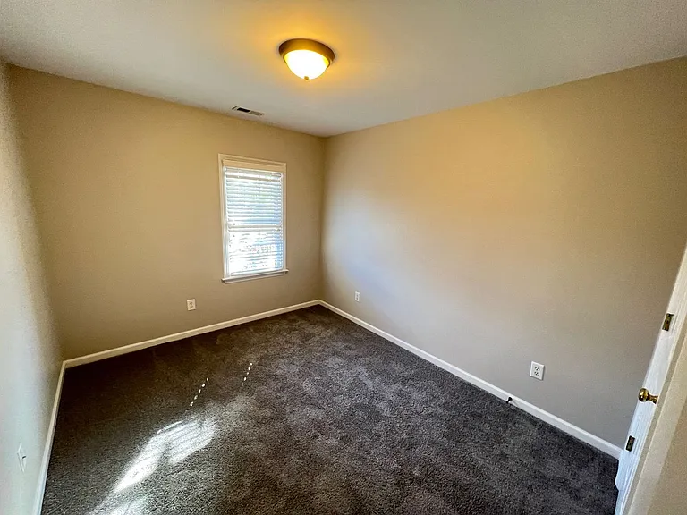 50303 Governors Dr — Photo 28