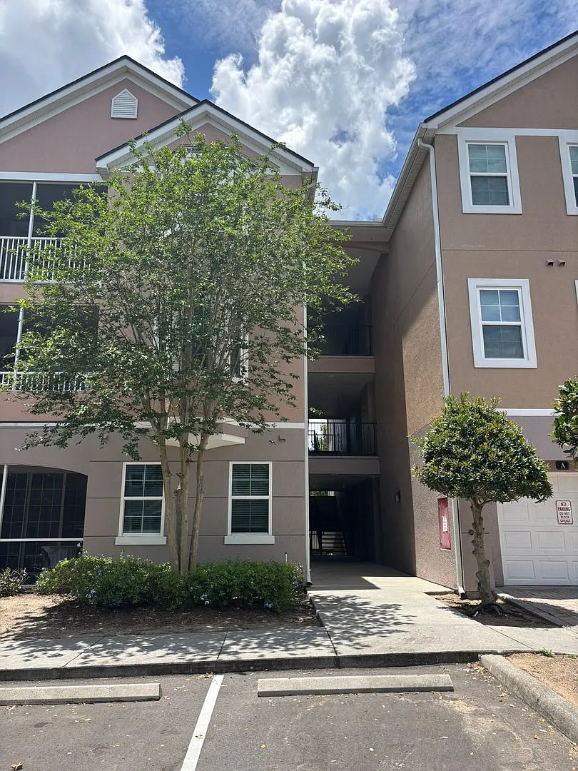 Nice 2/2 Aptamnet With 2 Parking In The Hampston For Rent — Photo 3