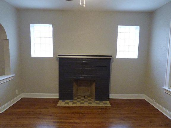 3rd image of 5645 Holly Hills Ave