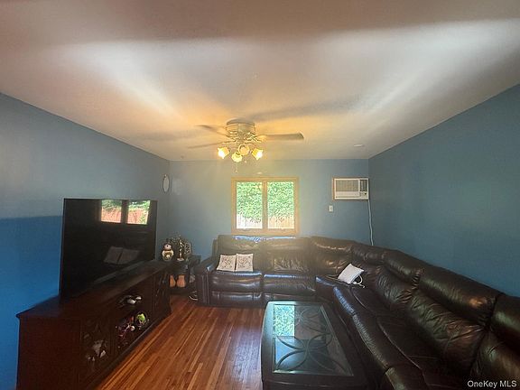 5th image of 79 Elizabeth Drive