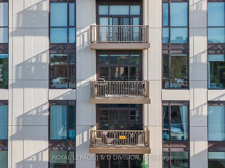 1 Strathgowan Ave #710 — Photo 34