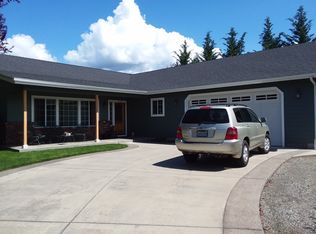 2129 SW Rhumba Dr, Grants Pass, OR 97526