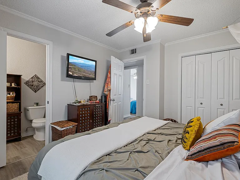 169 Prairie Creek Cir — Photo 17