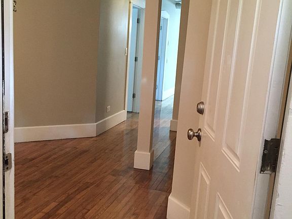 2nd image of 1909 N Karlov Ave APT 1