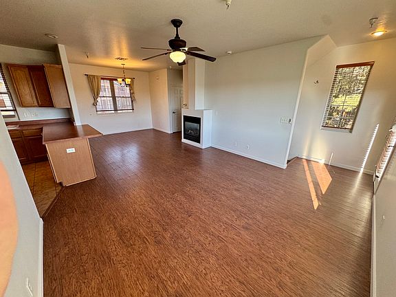 Living Room Image 2