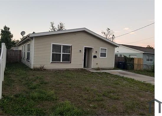 1st image of 2916 E 21st Ave