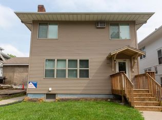 210 E Davenport St #2, Iowa City, IA 52245
