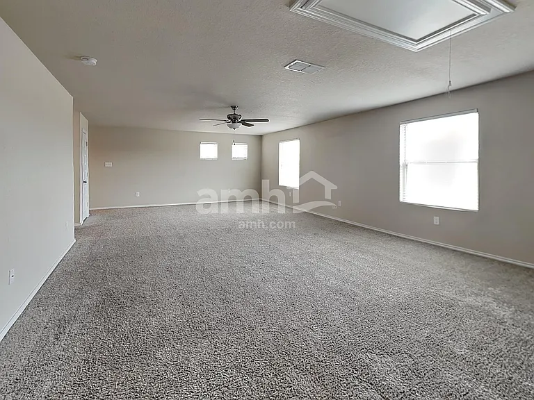 719 Red Barn Bnd — Photo 11