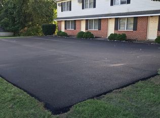 820 Windsor Pl #B, Mechanicsburg, PA 17055