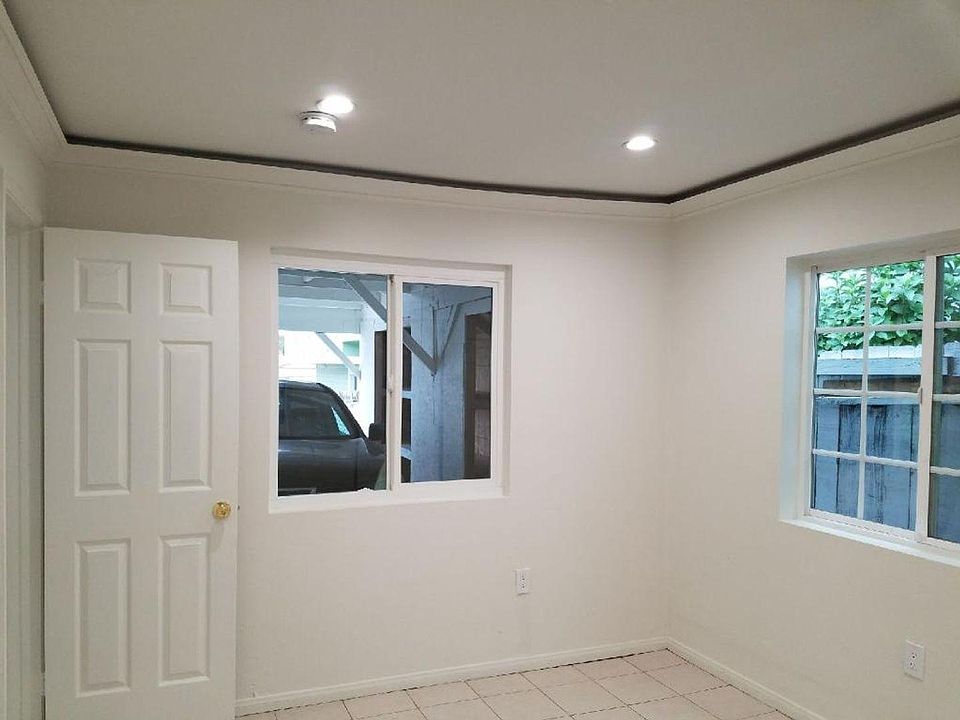 1st image of 4522-24 W 172nd St