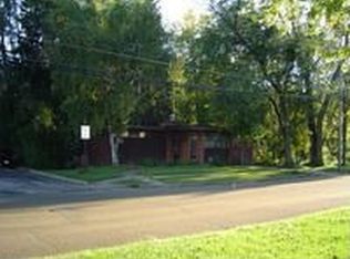 201 W Chestnut St, Pardeeville, WI 53954