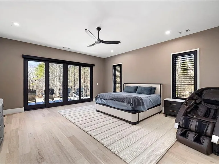 2309 Dinsmore Rd — Photo 35