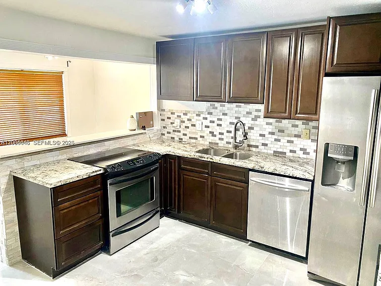 112 Ronald Rd — Photo 11