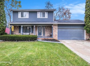 1226 Wreckenridge Rd, Flint, MI 48532